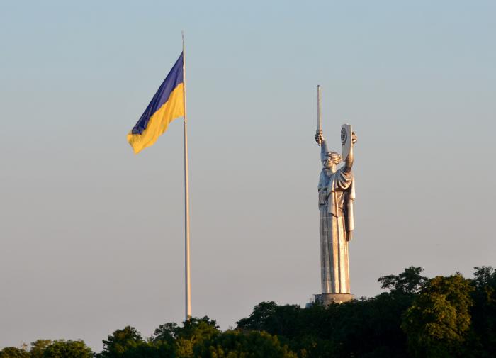 Украинскому эксперту не понравился учебник истории. В нём написано, что Севастополь основан Россией