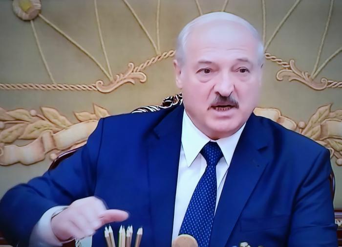 Лукашенко жёстко отреагировал на новые санкции Великобритании