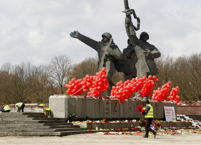 "Русский союз Латвии" обеспокоен угрозой принудительной депортации граждан РФ