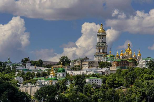 Премьер-министр Чехии прибыл в Киев на переговоры