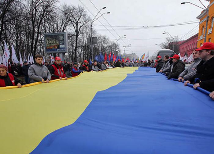 "Они это заслужили": стремление Киева вступить в НАТО превратит Украину в пустыню — AT