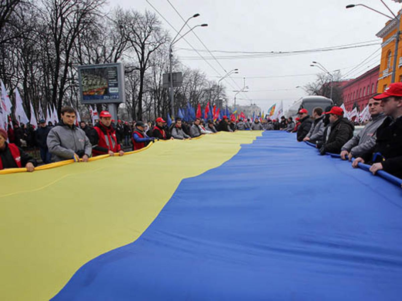 "Они это заслужили": стремление Киева вступить в НАТО превратит Украину в пустыню — AT