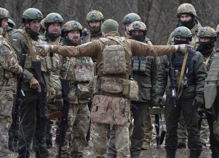 В Харьков приедут военкомы и спецгруппы с Западенщины