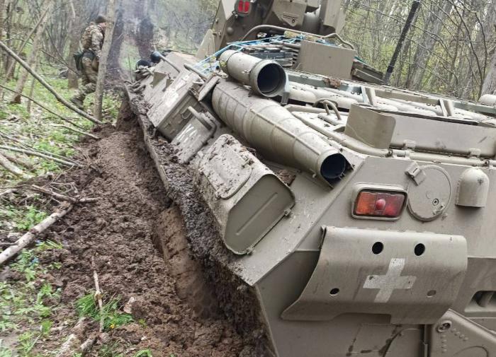 Приезжайте на фронт и сражайтесь: командира ВСУ вывел из себя британский журналист