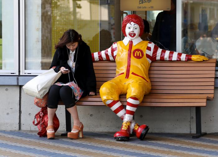 McDonald's использовал рабов для "снижения расходов на рабочую силу" в Британии