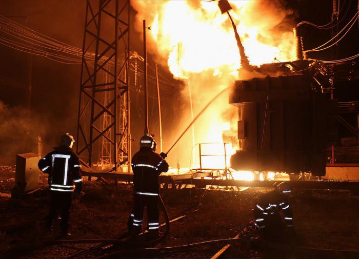 Взрыв в Одессе: яркое зарево над городом