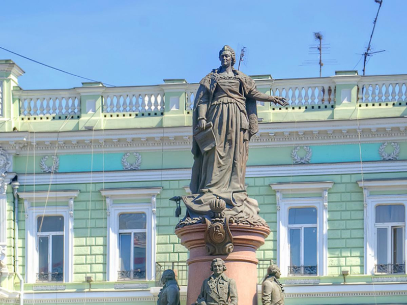 Блогер Некоглай сбежал из Одессы